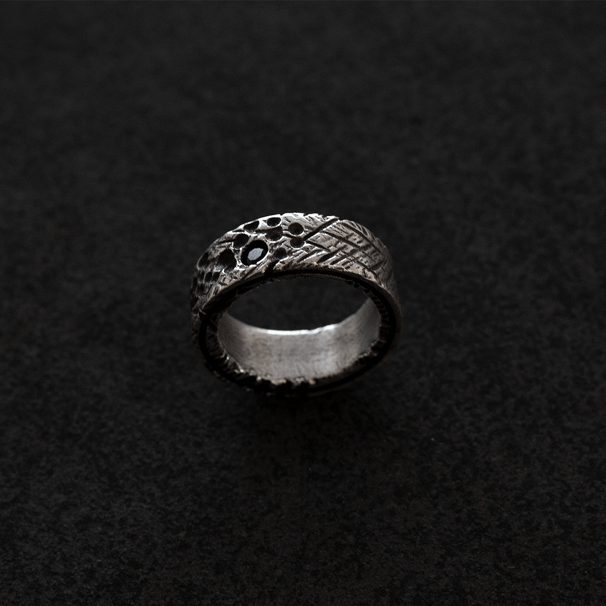 Bogota silver weathered ring in size US 7.0 with black diamond, BOG