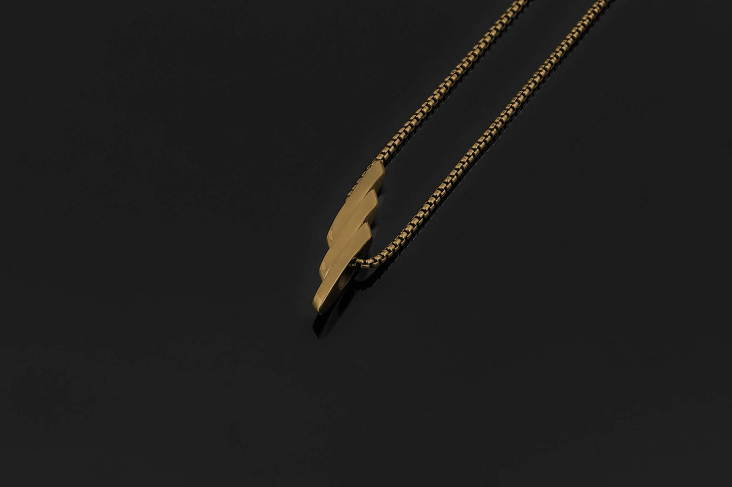Ibiza charm necklace in brass, IBZ