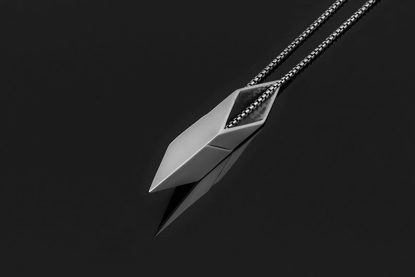Istanbul pendant necklace in silver, IST