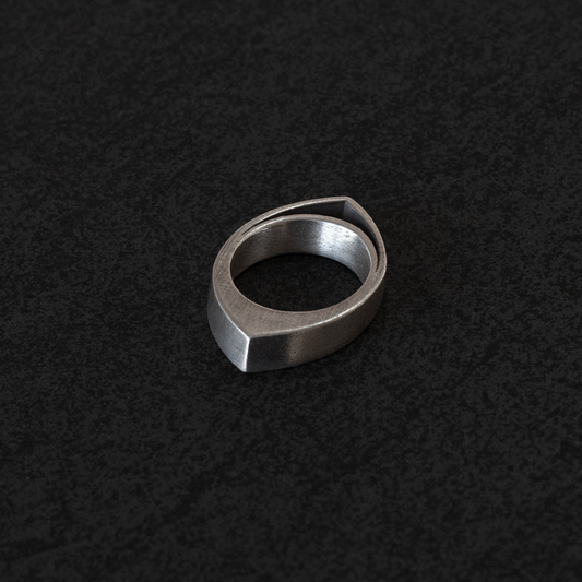 Sri Lanka silver slanted statement ring in size US 8.0, CMB