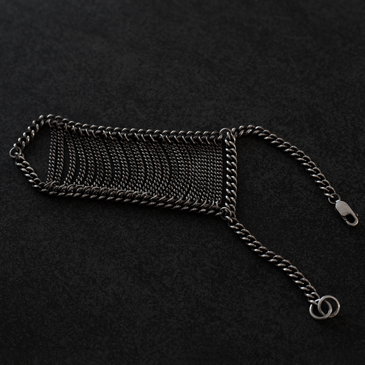 Tokyo silver chain hand bracelet in size Small, HND